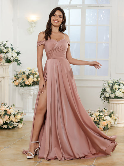 Robe de Mariée Longue à Épaules Dénudées et Coupe Princesse avec Fente Sur Le Côté