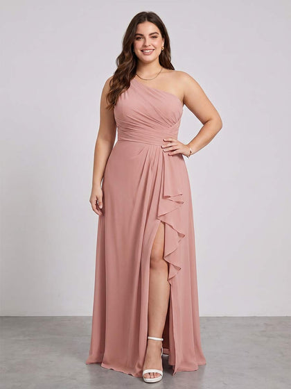 Ligne A/Princesse Une épaule Longues Robes de Demoiselle d'Honneur Grande Taille avec Côté Divisé & Ruchée