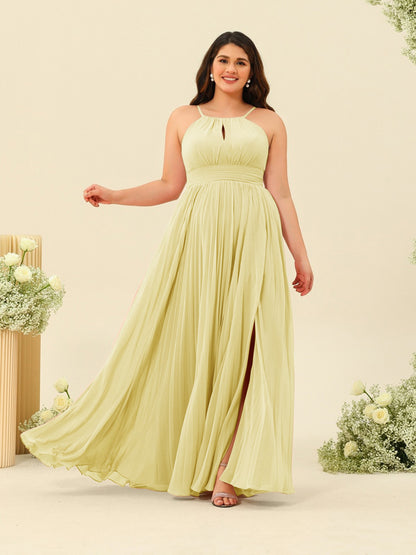 Robe de Demoiselle d'Honneur Longue Grande Taille à Col Licou et Coupe Princesse avec Fente Sur Le Côté et Volants