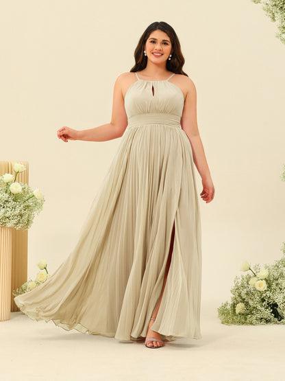 Robe de Demoiselle d'Honneur Longue Grande Taille à Col Licou et Coupe Princesse avec Fente Sur Le Côté et Volants