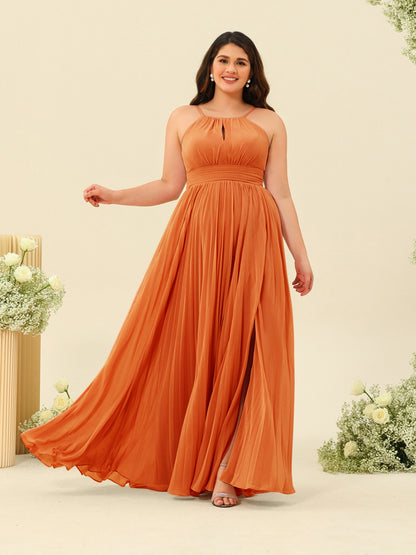 Robe de Demoiselle d'Honneur Longue Grande Taille à Col Licou et Coupe Princesse avec Fente Sur Le Côté et Volants