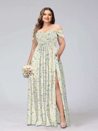 Robe de Demoiselled'Honneur Grande Taille, Coupe Trapèze/Princesse, Épaules Dénudées, Manches Courtes, Fendue Sur le Côté
