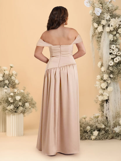 Robes de Demoiselle d'Honneur Grande Taille Ligne A/Princesse Décolleté Épaules Dénudées avec Fente Latérale et Plis