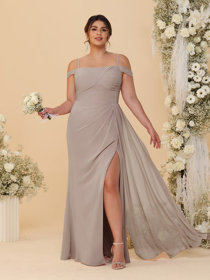 Robes de Demoiselle d'Honneur Grande Taille Fourreau/Colonne Décolleté Épaules Dénudées Bretelles Spaghetti avec Fente Latérale