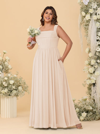 Robes de Demoiselle d'Honneur Grande Taille en Chiffon, Coupe Trapèze/Princesse, Col Carré, sans Manches, avec Plis