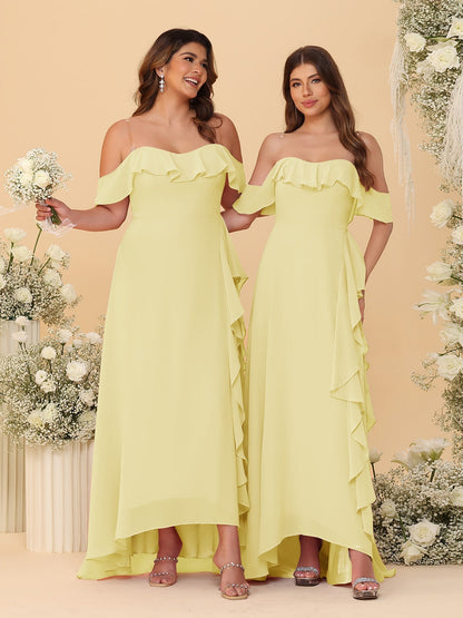 Robes de Demoiselle d'Honneur Ligne A/Princesse Décolleté Épaule Nue Bretelles Spaghetti sans Manches avec Volants
