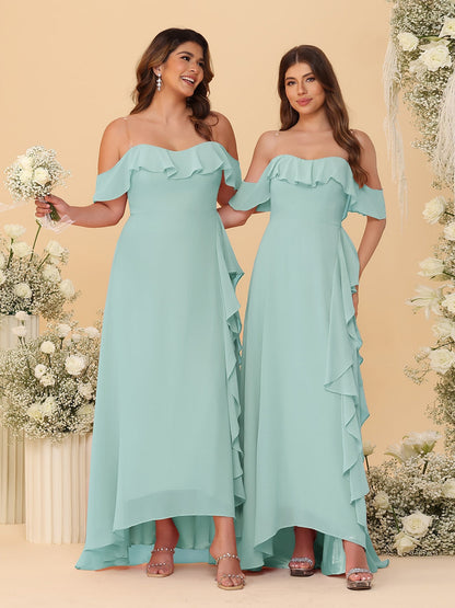 Robes de Demoiselle d'Honneur Ligne A/Princesse Décolleté Épaule Nue Bretelles Spaghetti sans Manches avec Volants
