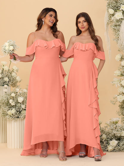 Robes de Demoiselle d'Honneur Ligne A/Princesse Décolleté Épaule Nue Bretelles Spaghetti sans Manches avec Volants