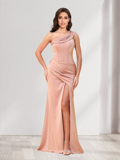 Robes de demoiselle d'honneur fourreau/colonne, une épaule, longueur au sol, froncées, avec fente latérale