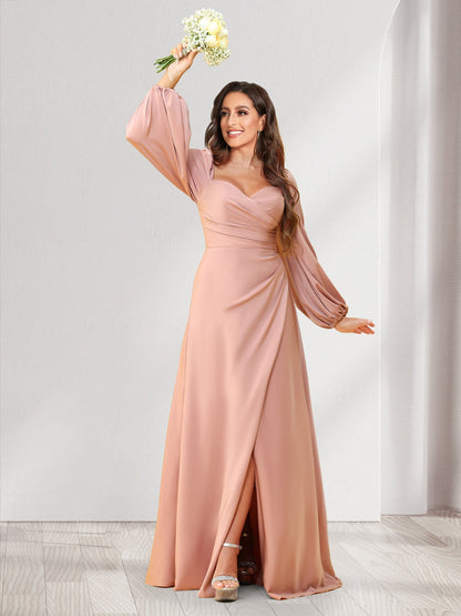 Robes de demoiselle d'honneur coupe trapèze/princesse, col cœur, manches longues, longueur au sol, froncées, avec fente latérale
