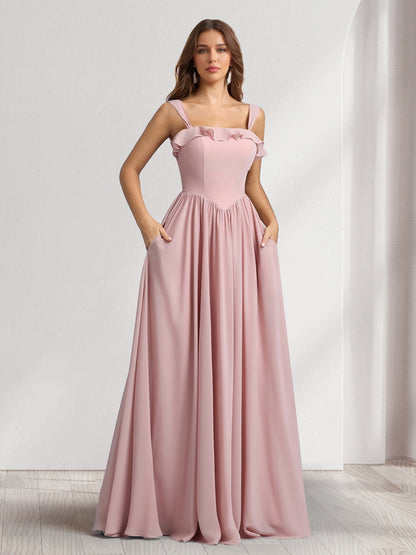 Robes de demoiselle d'honneur coupe trapèze/princesse, col carré, sans manches, longueur ras du sol, avec plis et volants