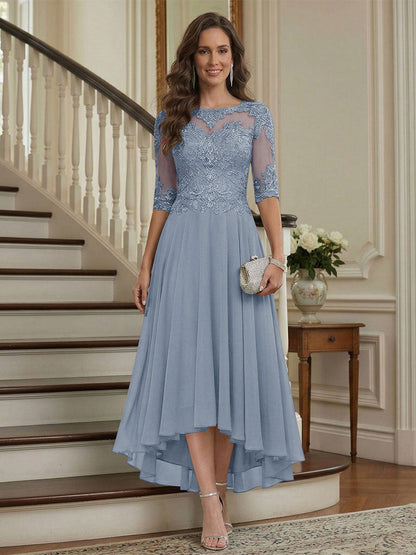 Robe de la mère de la mariée trapèze asymétrique, col rond, demi-manches, froncée avec appliqués