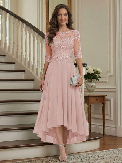Robe de la mère de la mariée trapèze asymétrique, col rond, demi-manches, froncée avec appliqués