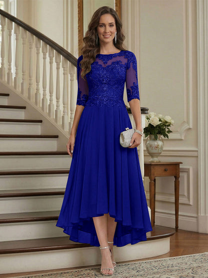 Robe de la mère de la mariée trapèze asymétrique, col rond, demi-manches, froncée avec appliqués