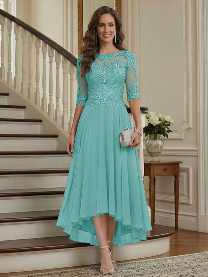 Robe de la mère de la mariée trapèze asymétrique, col rond, demi-manches, froncée avec appliqués