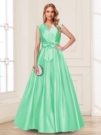Robe de Mère de la Mariée Coupe A-Line/Princesse, Col en V, Sans Manches avec Nœud
