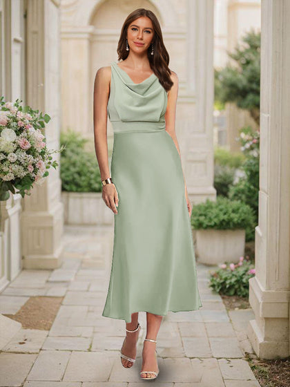 Robe de Demoiselled'Honneur Sirène/Trompette, Col Bénitier, Sans Manches, Longueur Thé, Froncée
