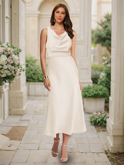 Robe de Demoiselled'Honneur Sirène/Trompette, Col Bénitier, Sans Manches, Longueur Thé, Froncée