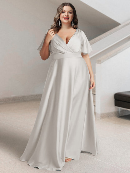 Ligne A/Princesse Col en V Manches Courtes Satin de Soie Grande Taille Robes de Demoiselle d'Honneur avec Poches