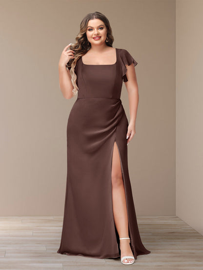 Robe de Demoiselle d'Honneur Grande Taille En Mousseline à Manches Courtes et Fourreau/Colonne avec Côté Fendu