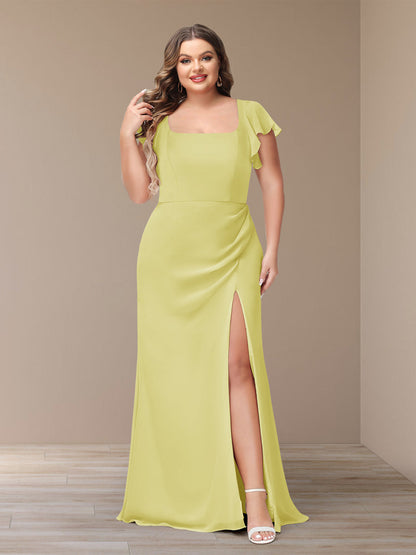 Robe de Demoiselle d'Honneur Grande Taille En Mousseline à Manches Courtes et Fourreau/Colonne avec Côté Fendu