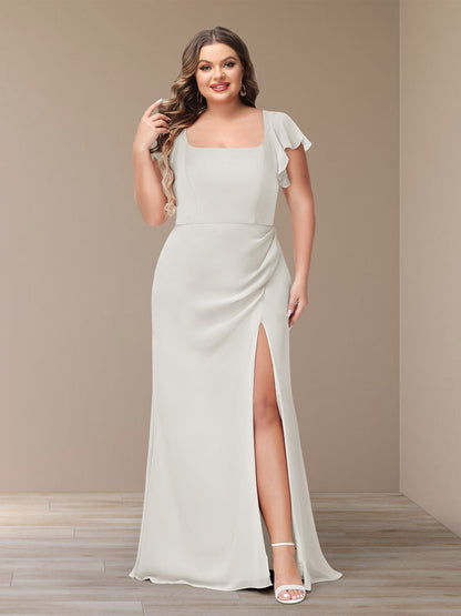 Robe de Demoiselle d'Honneur Grande Taille En Mousseline à Manches Courtes et Fourreau/Colonne avec Côté Fendu