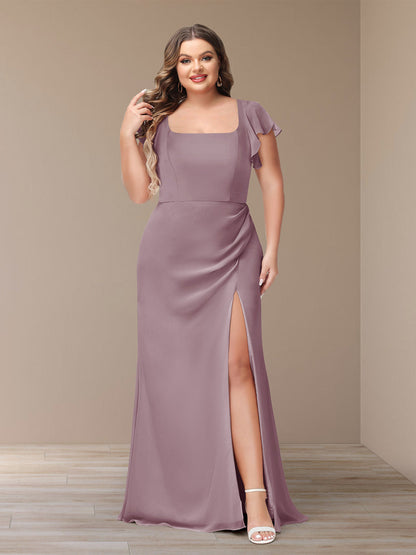 Robe de Demoiselle d'Honneur Grande Taille En Mousseline à Manches Courtes et Fourreau/Colonne avec Côté Fendu