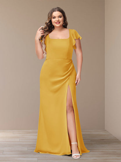 Robe de Demoiselle d'Honneur Grande Taille En Mousseline à Manches Courtes et Fourreau/Colonne avec Côté Fendu
