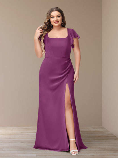 Robe de Demoiselle d'Honneur Grande Taille En Mousseline à Manches Courtes et Fourreau/Colonne avec Côté Fendu