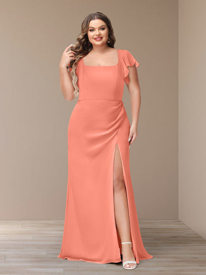 Robe de Demoiselle d'Honneur Grande Taille En Mousseline à Manches Courtes et Fourreau/Colonne avec Côté Fendu