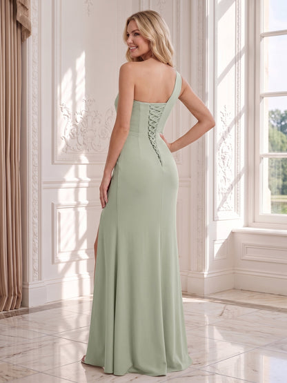 Robes de mariée fourreau/colonne, épaule dénudée, fente latérale, longueur au sol
