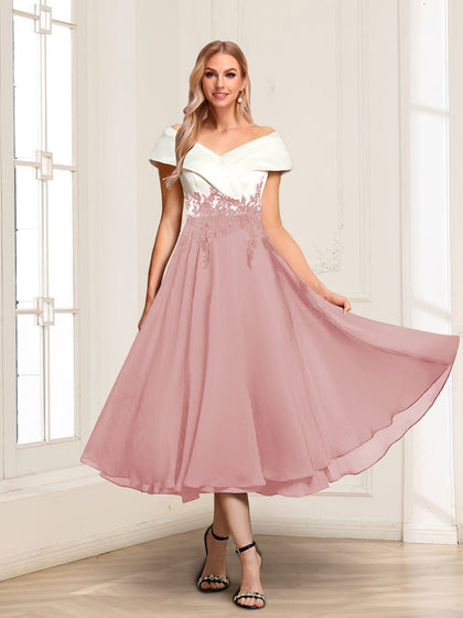 Robe de Mariée Trapèze/Princesse à Col en V et Manches Courtes, Longueur Thé avec Appliques