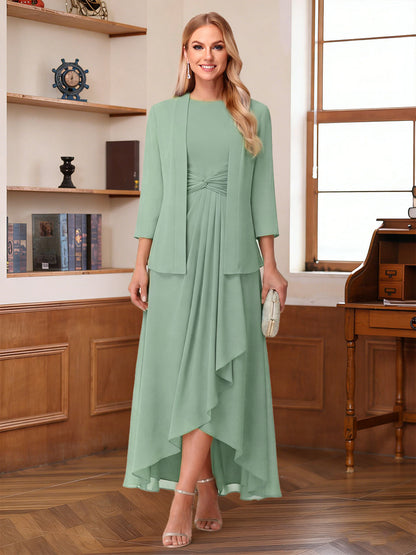 Robe de la mère de la mariée trapèze asymétrique, col rond, manches longues, drapée à volants