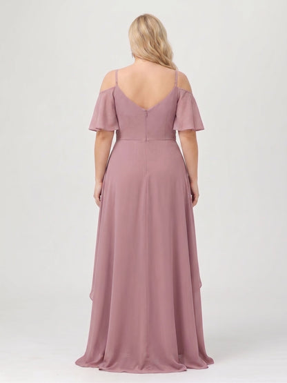 Robe de demoiselle d'honneur grande taille, coupe trapèze/princesse, bretelles spaghetti, manches courtes, décolleté en V avec volants