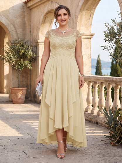 Robe Mère de la Mariée Grande Taille A-Ligne Col Rond à Manches Courtes avec Appliques et Volants