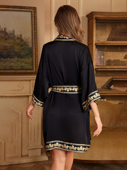 Robe Courte/Mini pour Femme à Imprimé Floral avec Plaque de Contraste Noire