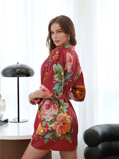 Robes de Demoiselles d'Honneur Courtes à Manches Mi-Longues avec Imprimé Pivoine Rouge
