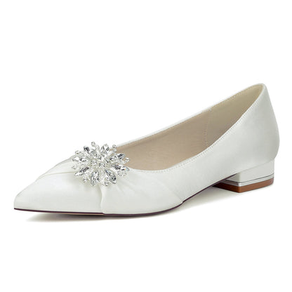 Chaussures de Mariage à Talon Plat et Bout Fermé en Satin de Soie Pour Femmes avec Strass