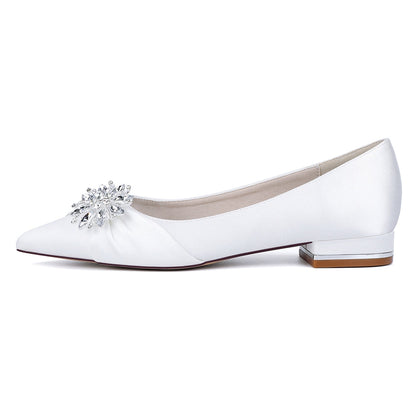 Chaussures de Mariage à Talon Plat et Bout Fermé en Satin de Soie Pour Femmes avec Strass