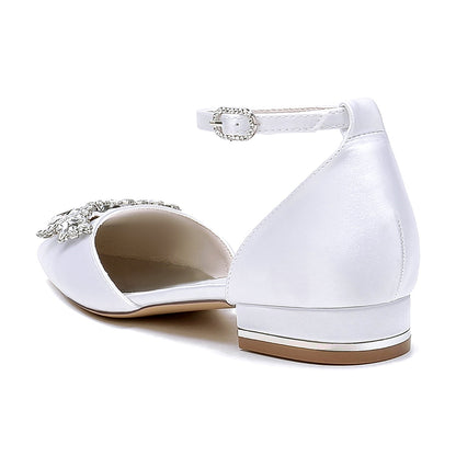 Chaussures de Soirée à Talon Plat et Bout Fermé En Satin de Soie pour Femmes avec Bride à la Cheville et Strass