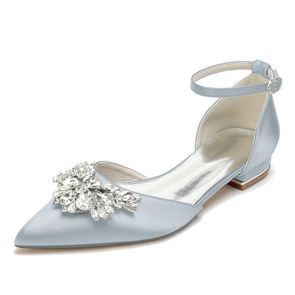 Chaussures de Soirée à Talon Plat et Bout Fermé En Satin de Soie pour Femmes avec Bride à la Cheville et Strass
