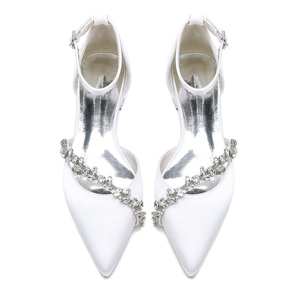 Chaussures de Soirée à Talon Plat et Bout Fermé En Satin de Soie pour Femmes avec Bride à la Cheville et Strass