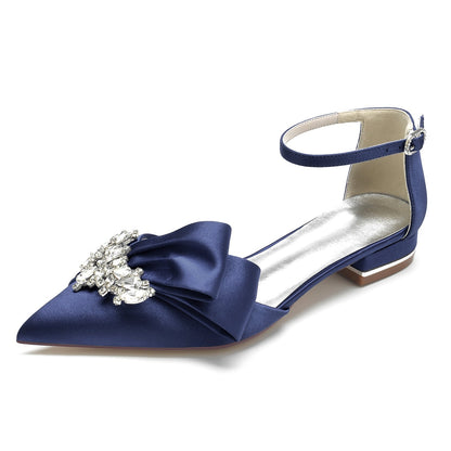 Chaussures de Mariage à Talon Plat et Bout Fermé En Satin de Soie et Strass pour Femmes