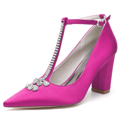 Chaussures de Soirée à Talon Épais et Bout Fermé En Satin de Soie pour Femmes avec Bride à la Cheville et Strass