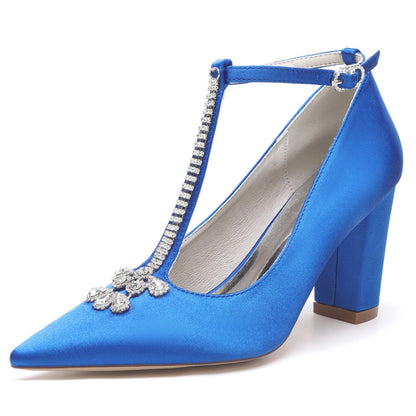 Chaussures de Soirée à Talon Épais et Bout Fermé En Satin de Soie pour Femmes avec Bride à la Cheville et Strass