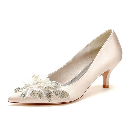 Chaussures de Mariage à Talon Aiguille En Satin de Soie pour Femmes avec Bout Fermé et Fleur