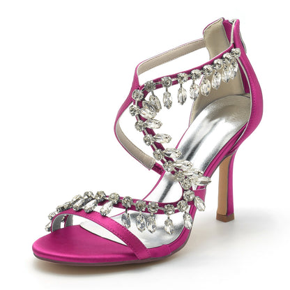 Chaussures de Mariage à Talon Aiguille et Bout Ouvert En Satin de Soie pour Femmes avec Bride à la Cheville et Pompon En Strass