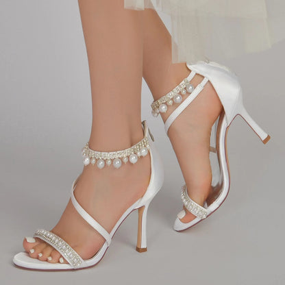 Chaussures de Soirée à Talon Aiguille et Bout Ouvert En Satin de Soie pour Femmes avec Bride à la Cheville et Perles et Strass