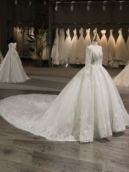Scoop manches longues tulle appliqué avec perles chapelle train robe de bal robes de mariée
