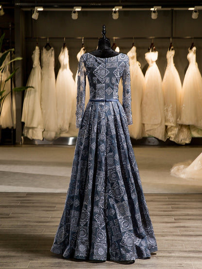 Unique Forme Princesse Col plongeant Manches longues Appliqués avec Perles Longueur ras du sol Robes de mariée